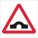 Hump bridge sign